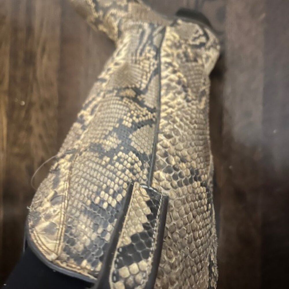 Dan Post Ladies Full Snakeskin boots  Vintage - Picture 4 of 8
